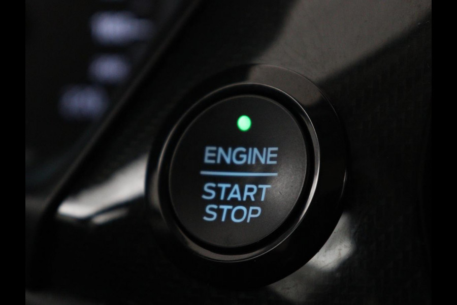 Ford Fiesta 1.0 EcoBoost Vignale | Panoramadak | Carplay | Lederen bekleding | Camera | Adaptive Cruise | Navigatie | Stoel & stuurverwarming | LM | B&O Geluidsinstallatie | DAB
