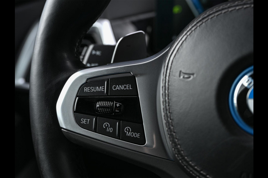 BMW X5 xDrive50e Launch Edition | M-Sport | Panoramadak Sky Lounge | Active Cruise |  360 Camera | Memory Seats | Harman/Kardon | Stoelverwarming V+A | Luchtvering | Ambiance Verlichting | Comfort Access | Gesture Control |