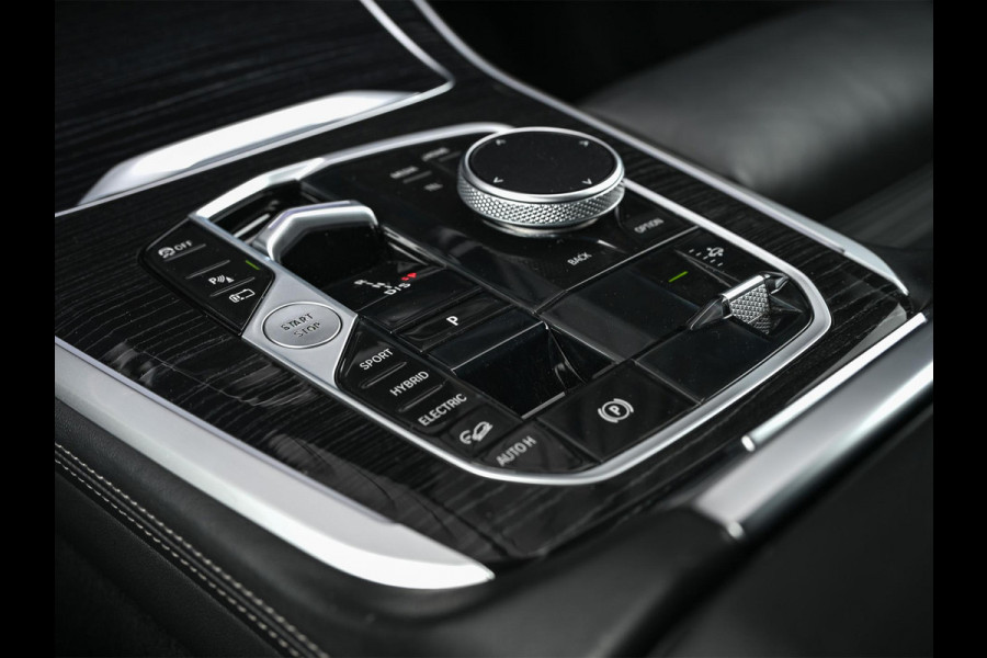 BMW X5 xDrive50e Launch Edition | M-Sport | Panoramadak Sky Lounge | Active Cruise |  360 Camera | Memory Seats | Harman/Kardon | Stoelverwarming V+A | Luchtvering | Ambiance Verlichting | Comfort Access | Gesture Control |