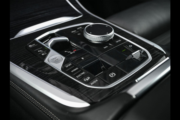 BMW X5 xDrive50e Launch Edition | M-Sport | Panoramadak Sky Lounge | Active Cruise |  360 Camera | Memory Seats | Harman/Kardon | Stoelverwarming V+A | Luchtvering | Ambiance Verlichting | Comfort Access | Gesture Control |