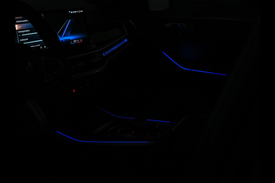 BMW X5 xDrive50e Launch Edition | M-Sport | Panoramadak Sky Lounge | Active Cruise |  360 Camera | Memory Seats | Harman/Kardon | Stoelverwarming V+A | Luchtvering | Ambiance Verlichting | Comfort Access | Gesture Control |