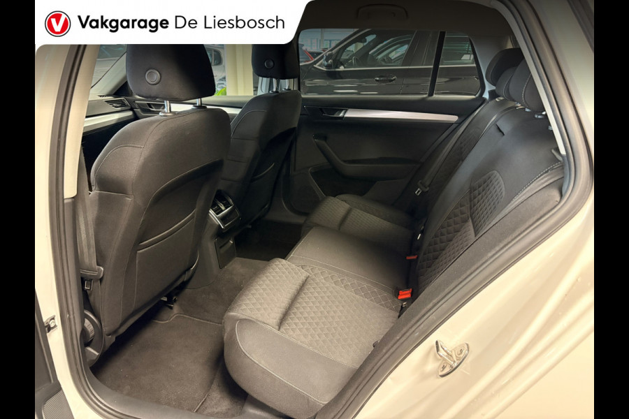 Škoda Superb Combi 1.4 TSI iV phev Business Edition Plus / Navigatie / led / stoel verwarming