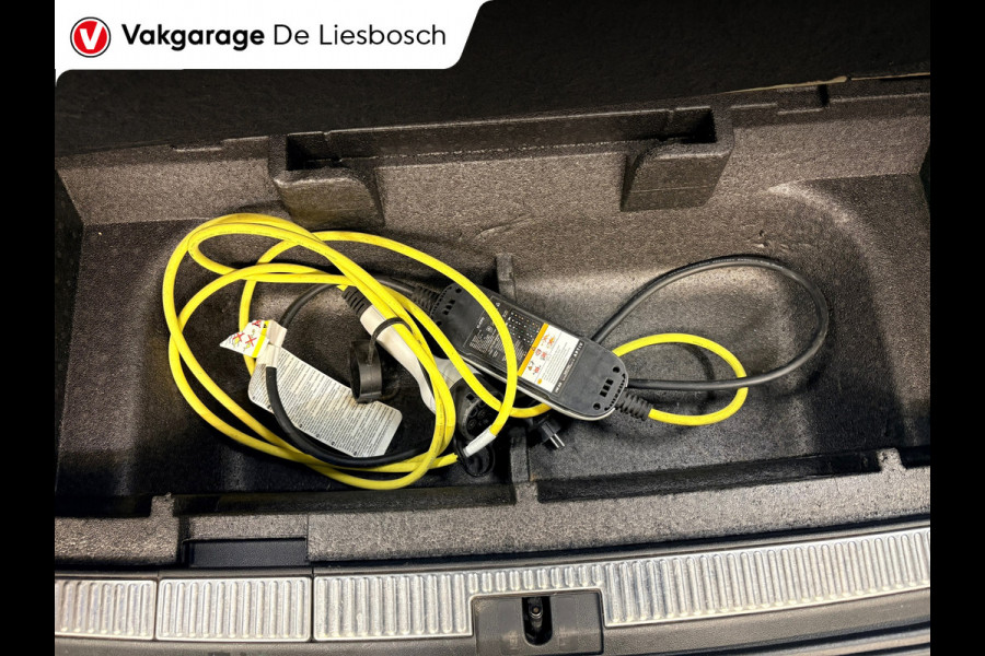 Škoda Superb Combi 1.4 TSI iV phev Business Edition Plus / Navigatie / led / stoel verwarming