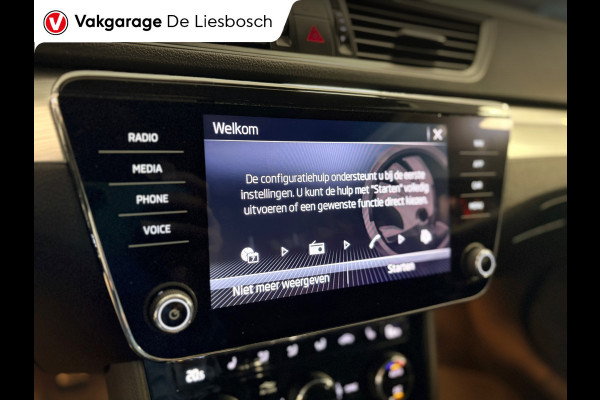 Škoda Superb Combi 1.4 TSI iV phev Business Edition Plus / Navigatie / led / stoel verwarming