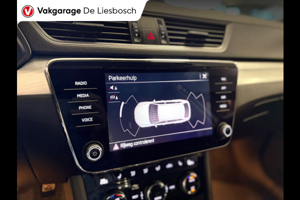 Škoda Superb Combi 1.4 TSI iV phev Business Edition Plus / Navigatie / led / stoel verwarming