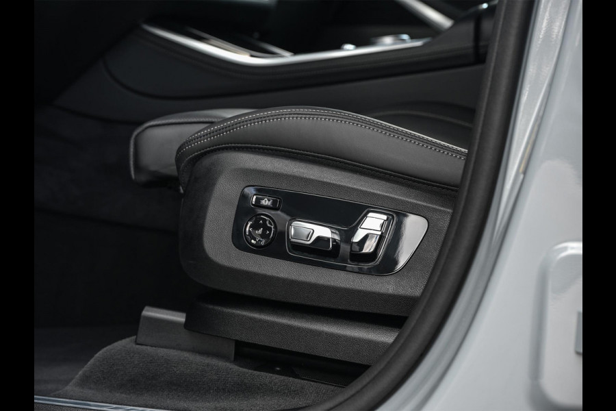 BMW X5 xDrive50e M-Sport Pro | Panoramadak | Active Cruise | Iconic Glow | Harman/Kardon | Memory Seats | Stoel Ventilatie | Head-Up | 360 Camera | Ambient Air | Achterasbesturing | Ambiance Interieur | Soft Close