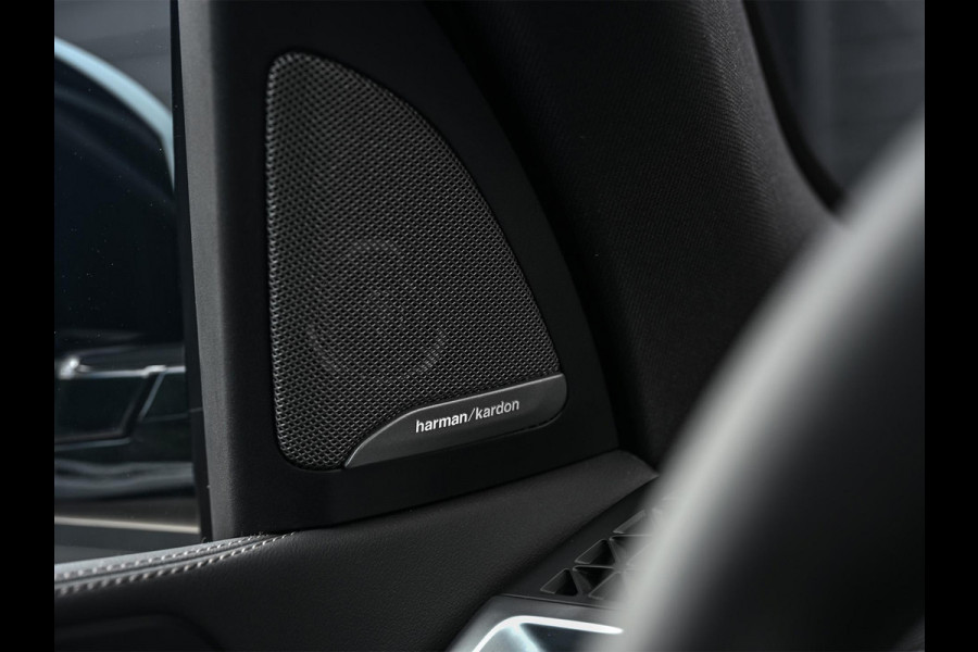 BMW X5 xDrive50e M-Sport Pro | Panoramadak | Active Cruise | Iconic Glow | Harman/Kardon | Memory Seats | Stoel Ventilatie | Head-Up | 360 Camera | Ambient Air | Achterasbesturing | Ambiance Interieur | Soft Close