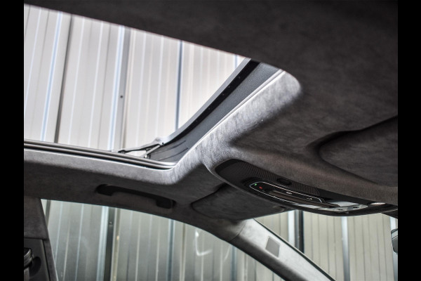 Audi Q8 60 TFSI e quattro Pro Line S Competition | B&O Advanced | Audi Exclusive | 5 Jaar Garantie | Panoramadak | Massage Stoelen | 4 Wiel Besturing | Alcantara hemel | Soft-close | Stoel Ventilatie | Elektr. Trekhaak | Oled Achterlichten | 360 camera |