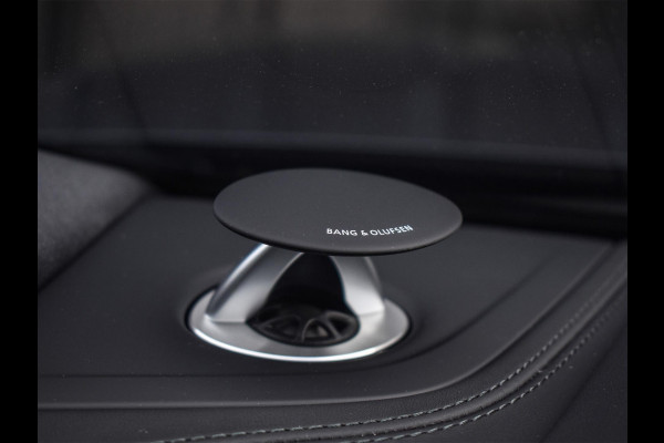 Audi Q8 60 TFSI e quattro Pro Line S Competition | B&O Advanced | Audi Exclusive | 5 Jaar Garantie | Panoramadak | Massage Stoelen | 4 Wiel Besturing | Alcantara hemel | Soft-close | Stoel Ventilatie | Elektr. Trekhaak | Oled Achterlichten | 360 camera |