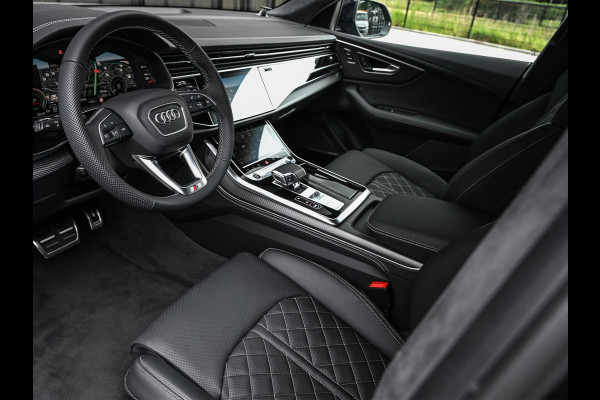 Audi Q8 60 TFSI e quattro Pro Line S Competition | B&O Advanced | Audi Exclusive | 5 Jaar Garantie | Panoramadak | Massage Stoelen | 4 Wiel Besturing | Alcantara hemel | Soft-close | Stoel Ventilatie | Elektr. Trekhaak | Oled Achterlichten | 360 camera |