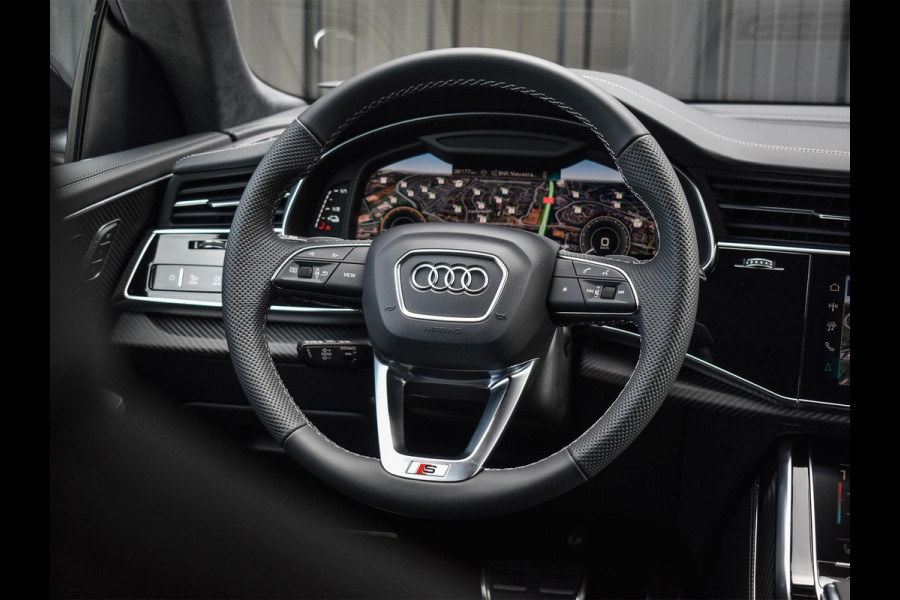 Audi Q8 60 TFSI e quattro Pro Line S Competition | B&O Advanced | Audi Exclusive | 5 Jaar Garantie | Panoramadak | Massage Stoelen | 4 Wiel Besturing | Alcantara hemel | Soft-close | Stoel Ventilatie | Elektr. Trekhaak | Oled Achterlichten | 360 camera |