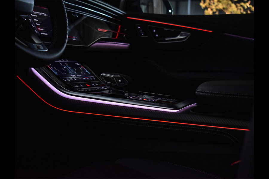 Audi Q8 60 TFSI e quattro Pro Line S Competition | B&O Advanced | Audi Exclusive | 5 Jaar Garantie | Panoramadak | Massage Stoelen | 4 Wiel Besturing | Alcantara hemel | Soft-close | Stoel Ventilatie | Elektr. Trekhaak | Oled Achterlichten | 360 camera |