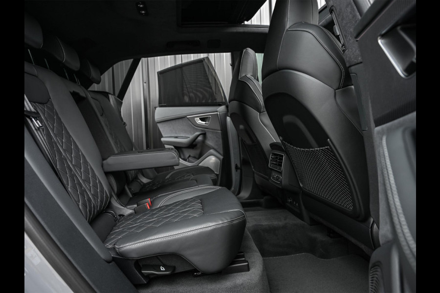 Audi Q8 60 TFSI e quattro Pro Line S Competition | B&O Advanced | Audi Exclusive | 5 Jaar Garantie | Panoramadak | Massage Stoelen | 4 Wiel Besturing | Alcantara hemel | Soft-close | Stoel Ventilatie | Elektr. Trekhaak | Oled Achterlichten | 360 camera |