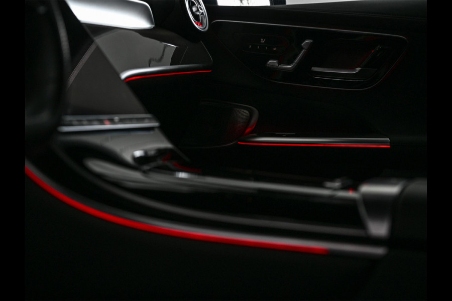 Mercedes-Benz GLC 300e 4MATIC AMG Line | Panoramadak | Burmester | Night pack | Head-up | 360 camera | Digital light | Keyless | Stoelverwarming | Ambiance interieur