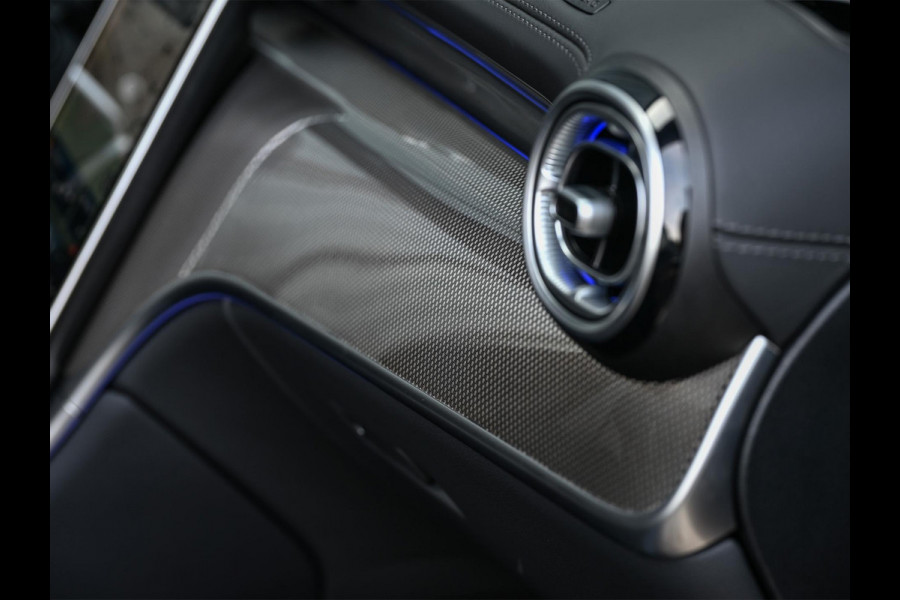 Mercedes-Benz GLC 300e 4MATIC AMG Line | Panoramadak | Burmester | Night pack | Head-up | 360 camera | Digital light | Keyless | Stoelverwarming | Ambiance interieur