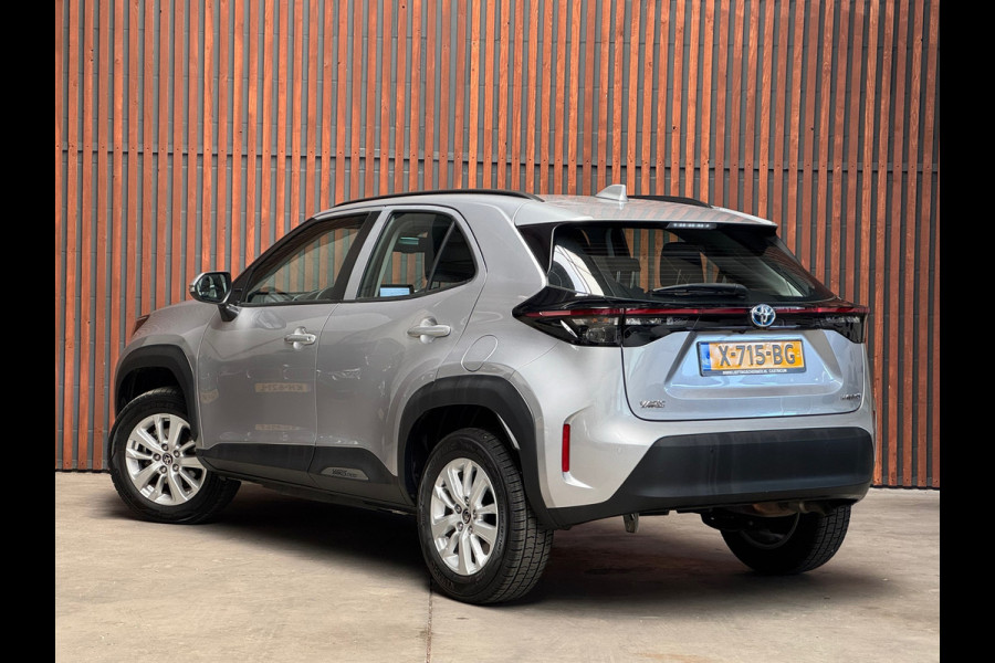 Toyota Yaris Cross 1.5 Hybrid Business NAVI-CAMERA-CARPLAY-PDC-CLIMA-CRUISE