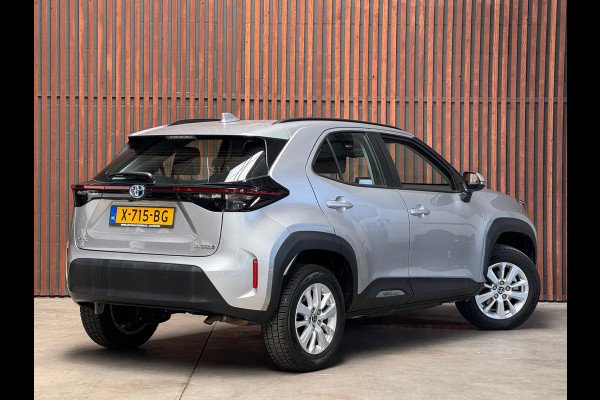 Toyota Yaris Cross 1.5 Hybrid Business NAVI-CAMERA-CARPLAY-PDC-CLIMA-CRUISE