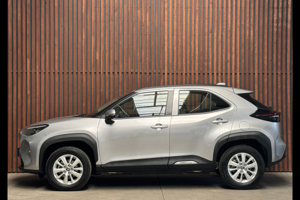 Toyota Yaris Cross 1.5 Hybrid Business NAVI-CAMERA-CARPLAY-PDC-CLIMA-CRUISE
