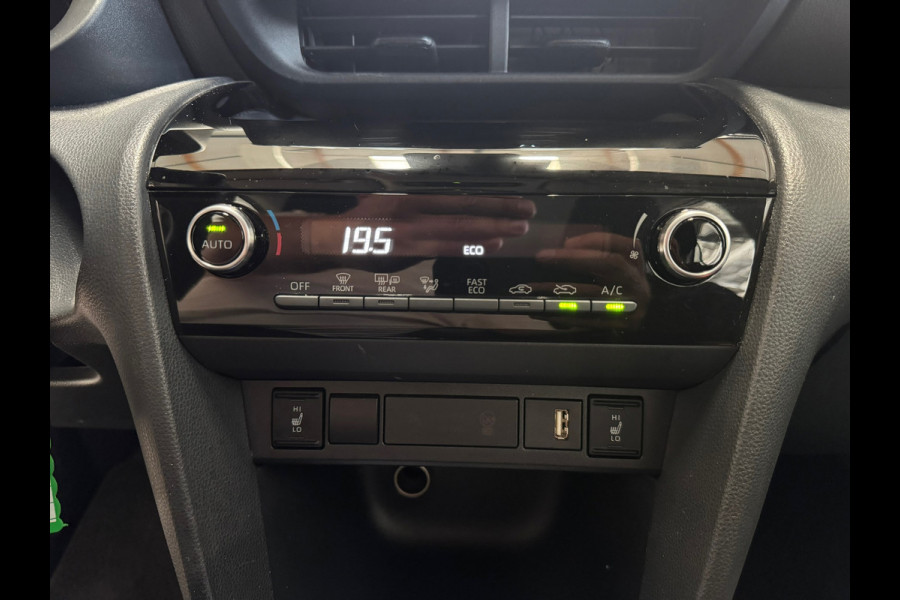 Toyota Yaris Cross 1.5 Hybrid Business NAVI-CAMERA-CARPLAY-PDC-CLIMA-CRUISE
