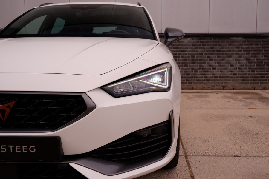 CUPRA Leon Sportstourer 1.4 e-Hybrid Black Edition | Panorama | Carplay | Camera | Virtual | LED |