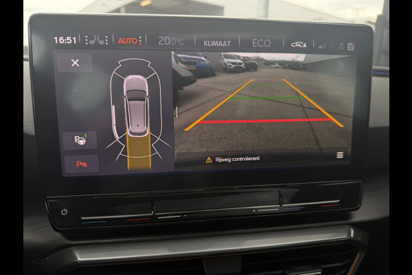 CUPRA Leon Sportstourer 1.4 e-Hybrid Black Edition | Panorama | Carplay | Camera | Virtual | LED |