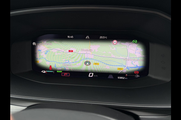 CUPRA Leon Sportstourer 1.4 e-Hybrid Black Edition | Panorama | Carplay | Camera | Virtual | LED |
