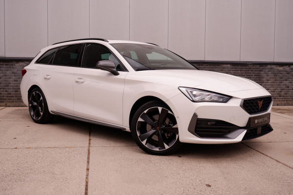 CUPRA Leon Sportstourer 1.4 e-Hybrid Black Edition | Panorama | Carplay | Camera | Virtual | LED |