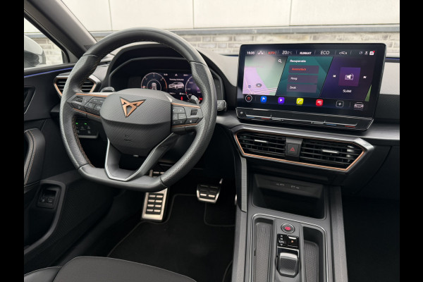 CUPRA Leon Sportstourer 1.4 e-Hybrid Black Edition | Panorama | Carplay | Camera | Virtual | LED |