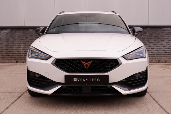 CUPRA Leon Sportstourer 1.4 e-Hybrid Black Edition | Panorama | Carplay | Camera | Virtual | LED |