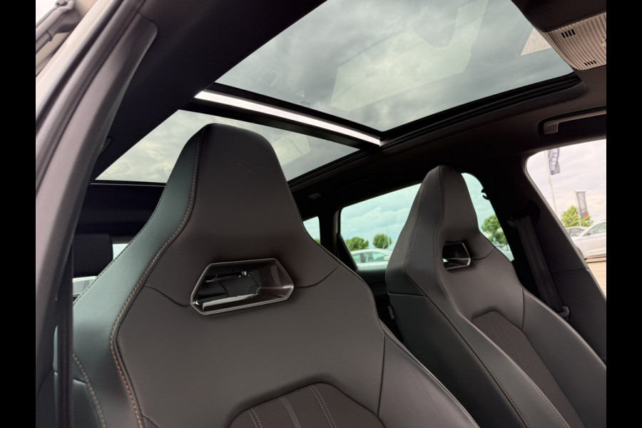 CUPRA Leon Sportstourer 1.4 e-Hybrid Black Edition | Panorama | Carplay | Camera | Virtual | LED |