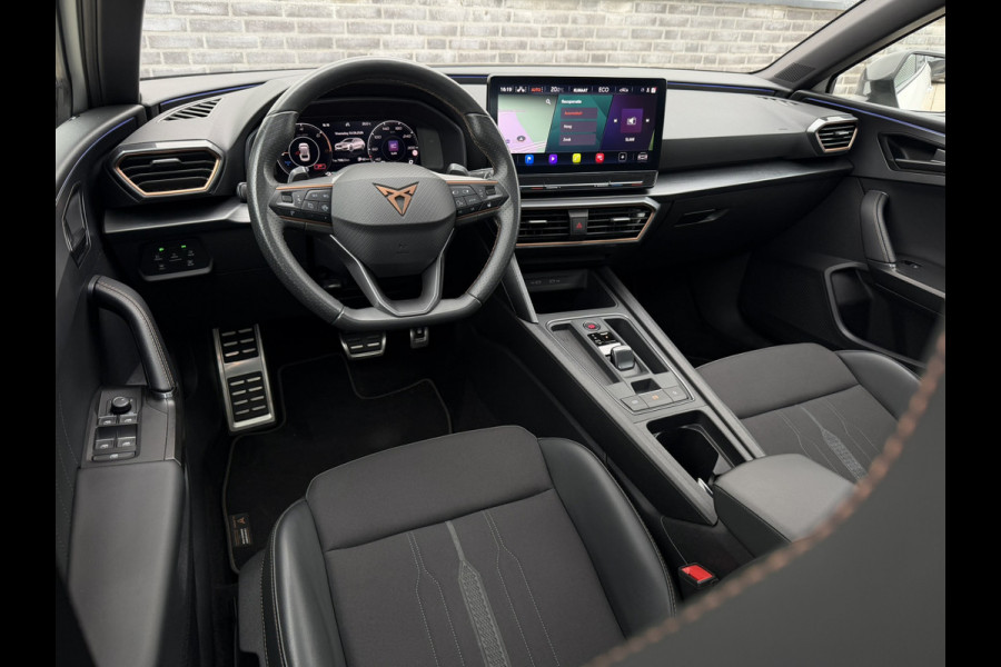CUPRA Leon Sportstourer 1.4 e-Hybrid Black Edition | Panorama | Carplay | Camera | Virtual | LED |