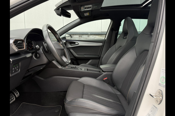 CUPRA Leon Sportstourer 1.4 e-Hybrid Black Edition | Panorama | Carplay | Camera | Virtual | LED |