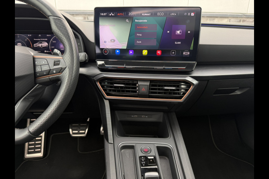 CUPRA Leon Sportstourer 1.4 e-Hybrid Black Edition | Panorama | Carplay | Camera | Virtual | LED |