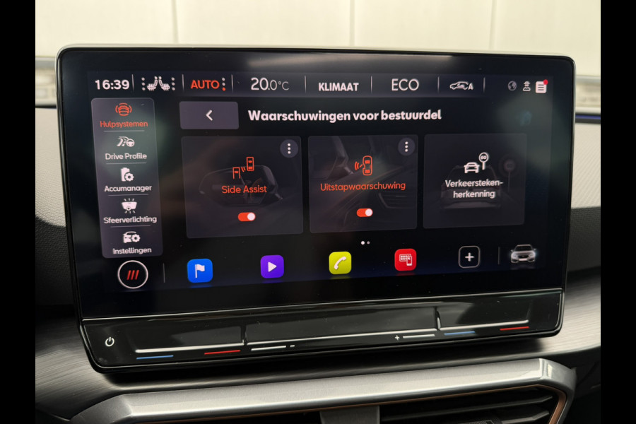 CUPRA Leon Sportstourer 1.4 e-Hybrid Black Edition | Panorama | Carplay | Camera | Virtual | LED |
