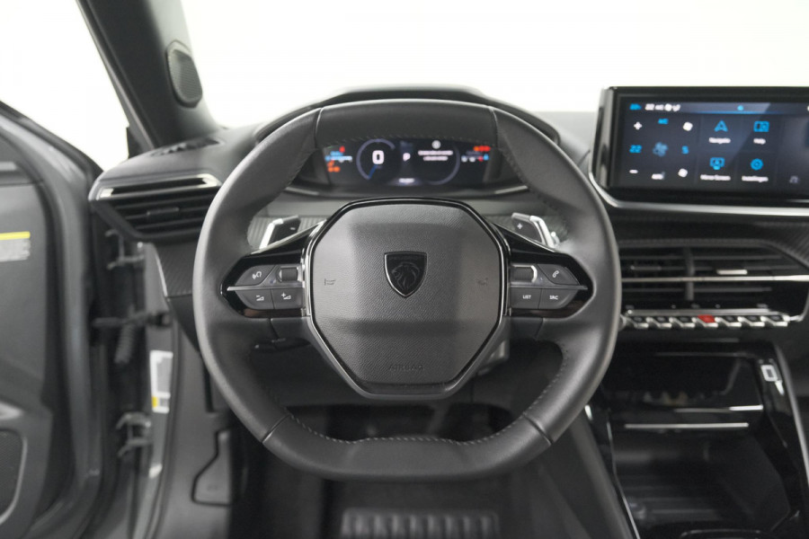 Peugeot 2008 Hybrid 136 e-DCS6 Allure | Navigatie | Parkeersensoren Voor + Achter | Apple Carplay