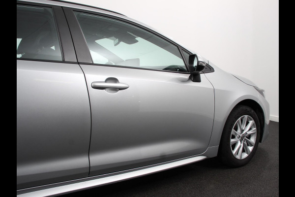 Toyota Corolla Touring Sports Automaat Hybrid 140 Active Navigatie Apple Carplay/Android Auto Climate Control Cruise Control Adaptieve 17"Lichtmetalen velgen Camera