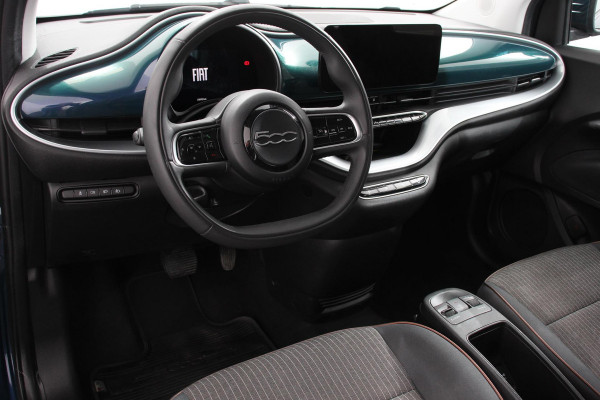 Fiat 500-E 42 kWh 118pk Icon Navigatie Apple Carplay/Android Auto Cruise Control Stoelverwarming Climate Control Lichtmetalen velgen