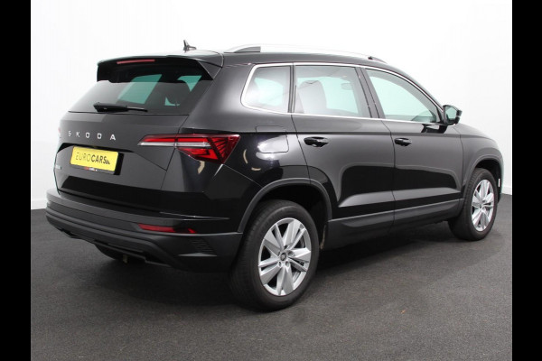 Škoda Karoq 1.5 TSI 150pk DSG ACT Selection Navigatie Apple Carplay/Android Auto Camera Parkeer sensoren Adaptieve Cruise Control Lichtmetalen Velgen Digitale Cockpit