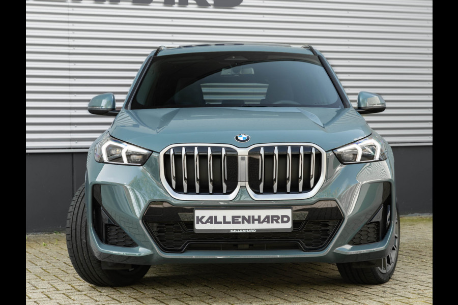 BMW X1 sDrive18i M-Sport - Pano - Trekhaak - ACC - Memoryzetel - Harman Kardon