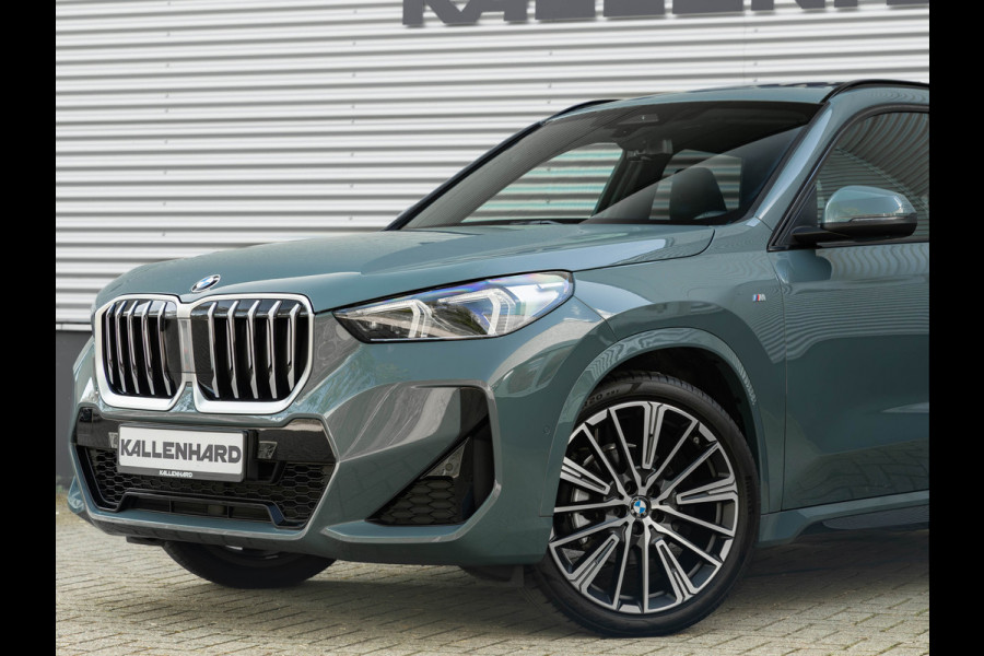 BMW X1 sDrive18i M-Sport - Pano - Trekhaak - ACC - Memoryzetel - Harman Kardon