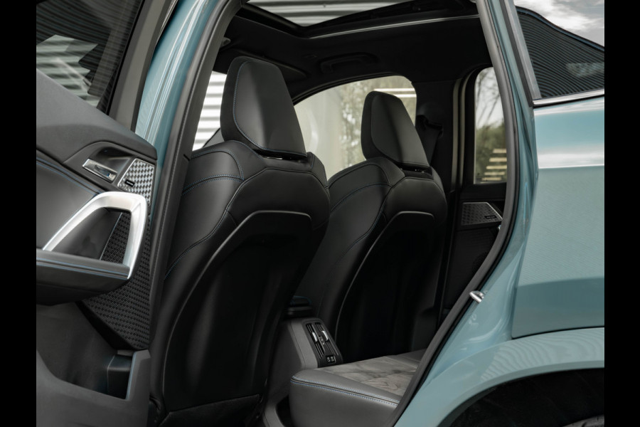 BMW X1 sDrive18i M-Sport - Pano - Trekhaak - ACC - Memoryzetel - Harman Kardon