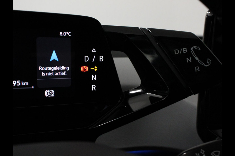 Volkswagen ID.3 First Plus 58 kWh SOH 86 % Navigatie Apple Carplay/Android Auto Camera Parkeersensoren Adaptieve Cruise Control Full LED Matrix Stoel- en stuurverwarming Lichtmetalen velgen Climate Control