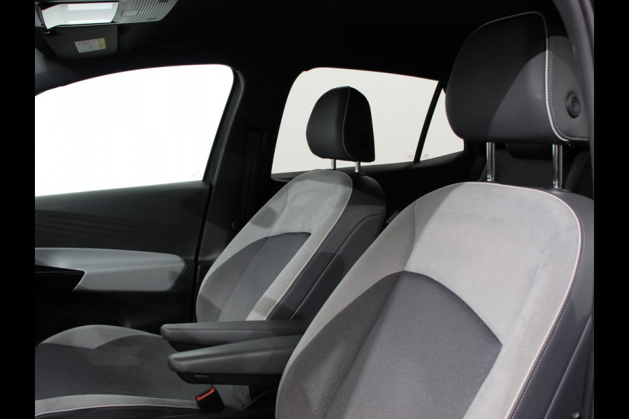 Volkswagen ID.3 First Plus 58 kWh SOH 86 % Navigatie Apple Carplay/Android Auto Camera Parkeersensoren Adaptieve Cruise Control Full LED Matrix Stoel- en stuurverwarming Lichtmetalen velgen Climate Control