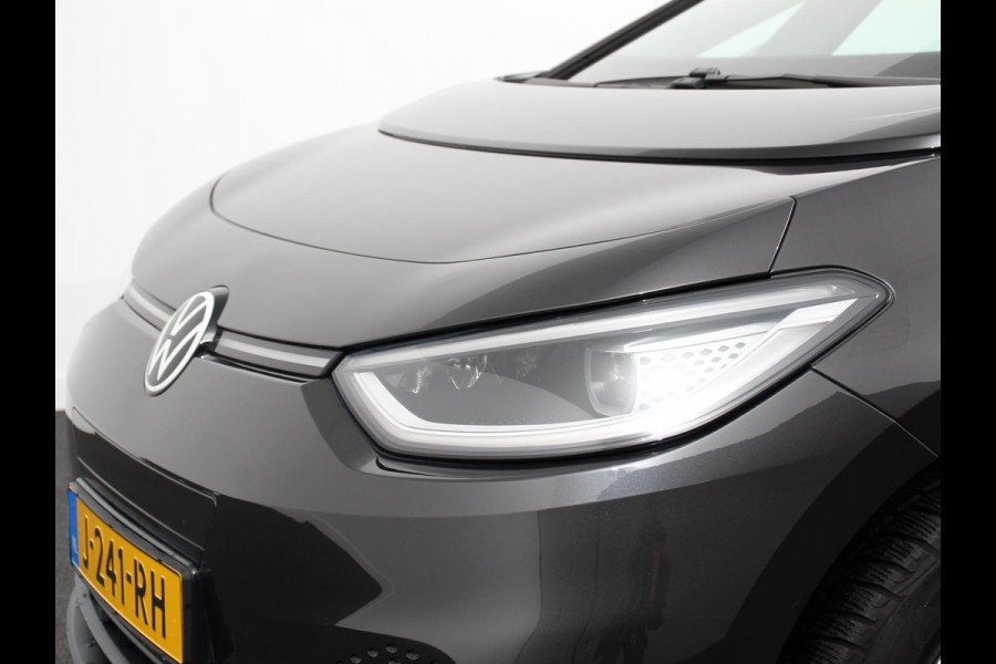 Volkswagen ID.3 First Plus 58 kWh SOH 86 % Navigatie Apple Carplay/Android Auto Camera Parkeersensoren Adaptieve Cruise Control Full LED Matrix Stoel- en stuurverwarming Lichtmetalen velgen Climate Control