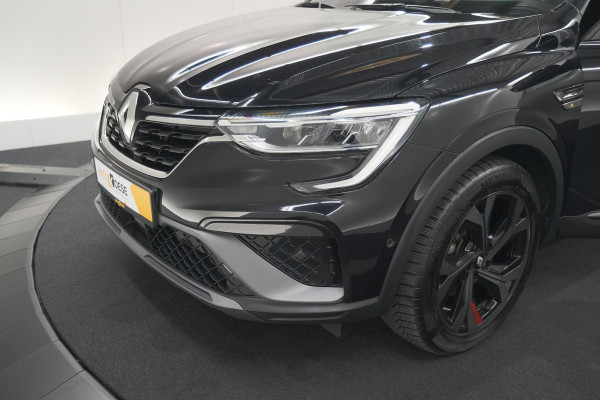 Renault Arkana 1.6 E-Tech Hybrid 145 R.S. Line | Panoramadak | Adaptieve Cruise Control | Camera | 9.3 Inch Grootscherm