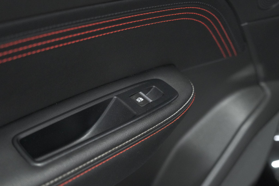 Renault Arkana 1.6 E-Tech Hybrid 145 R.S. Line | Panoramadak | Adaptieve Cruise Control | Camera | 9.3 Inch Grootscherm