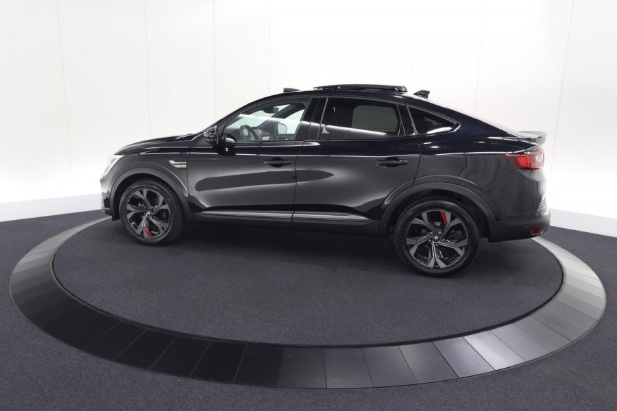 Renault Arkana 1.6 E-Tech Hybrid 145 R.S. Line | Panoramadak | Adaptieve Cruise Control | Camera | 9.3 Inch Grootscherm
