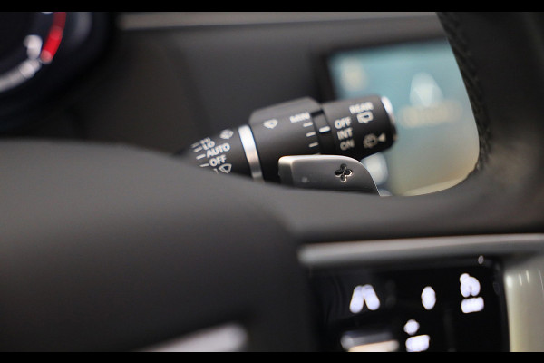 Land Rover Range Rover P 510E SV / Chauffeurspakket / Leder / Massage / Meridian / 360 Camera / Head Up / Open Pano / 22 Inch