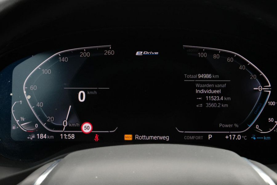 BMW X3 xDrive30e High Executive 292 PK | Sportstoelen | Adaptive cruise control | Keyless | Elektrische achterklep | Stoelverwarming | Camera | Head up Display | 20 inch