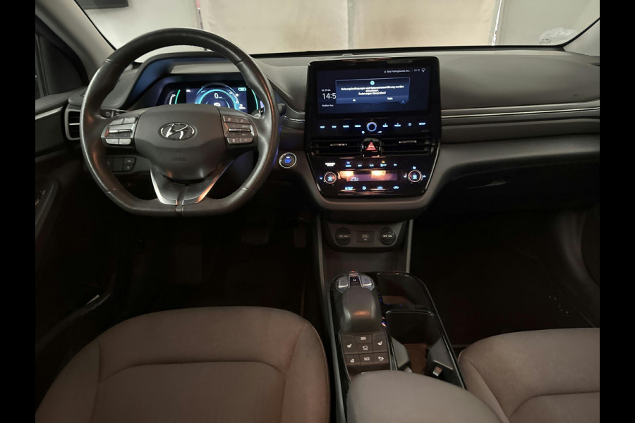 Hyundai IONIQ i-Motion EV 38 kWh 46.300 KM | SOH 95,6% | Navigatie | Achteruitrijcamera | WORDT VERWACHT!
